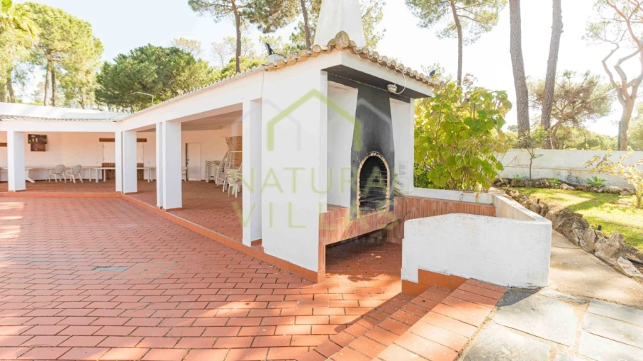 Apartamento para Venda em Quarteira Foto 16