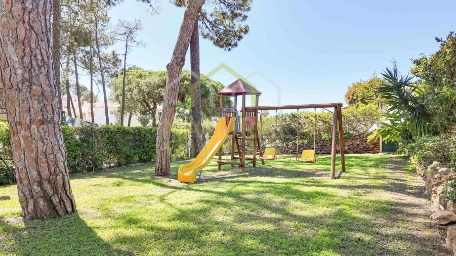 Apartamento para Venda em Quarteira Foto 17