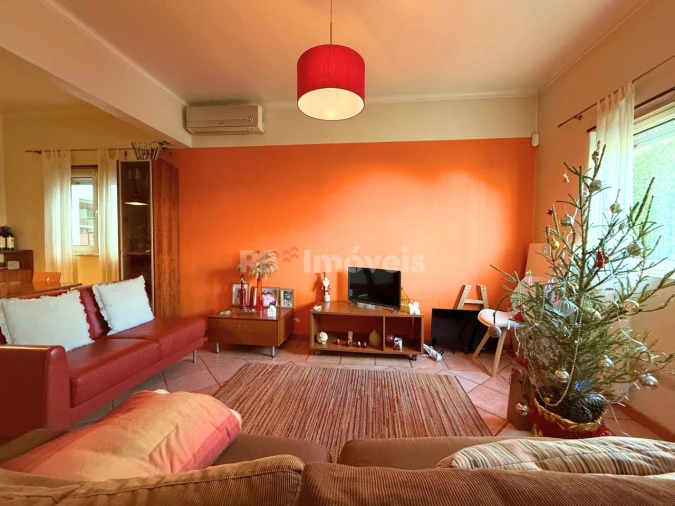 Moradia T2 para Venda em Nossa Sra de Fatima Foto 1