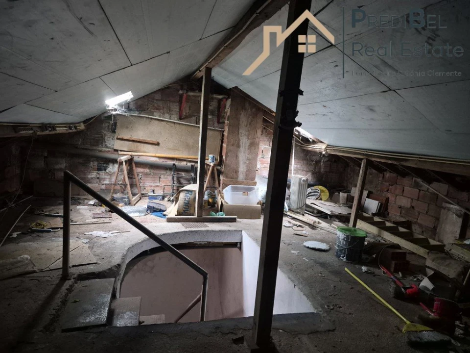 Moradia T2 para Venda em Vialonga Foto 11