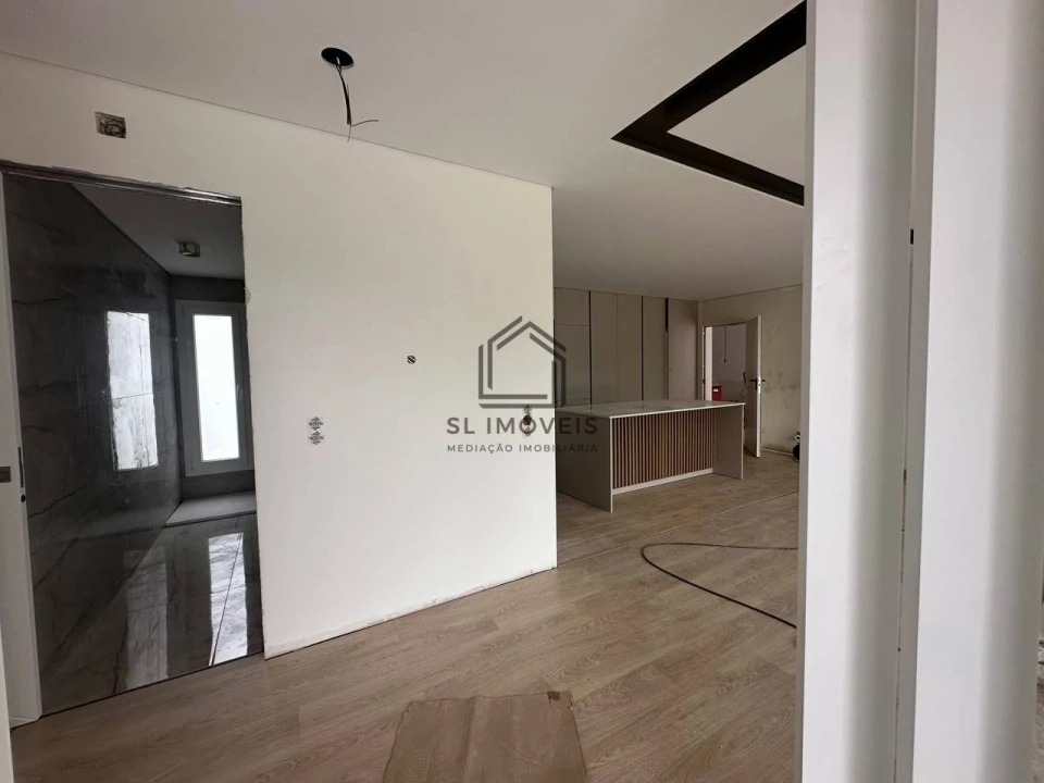 Moradia T3 para Venda em Fernao Ferro Foto 4