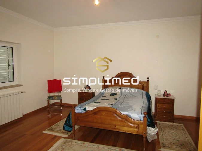 Moradia T4 para Venda em Teixoso e Sarzedo Foto 15