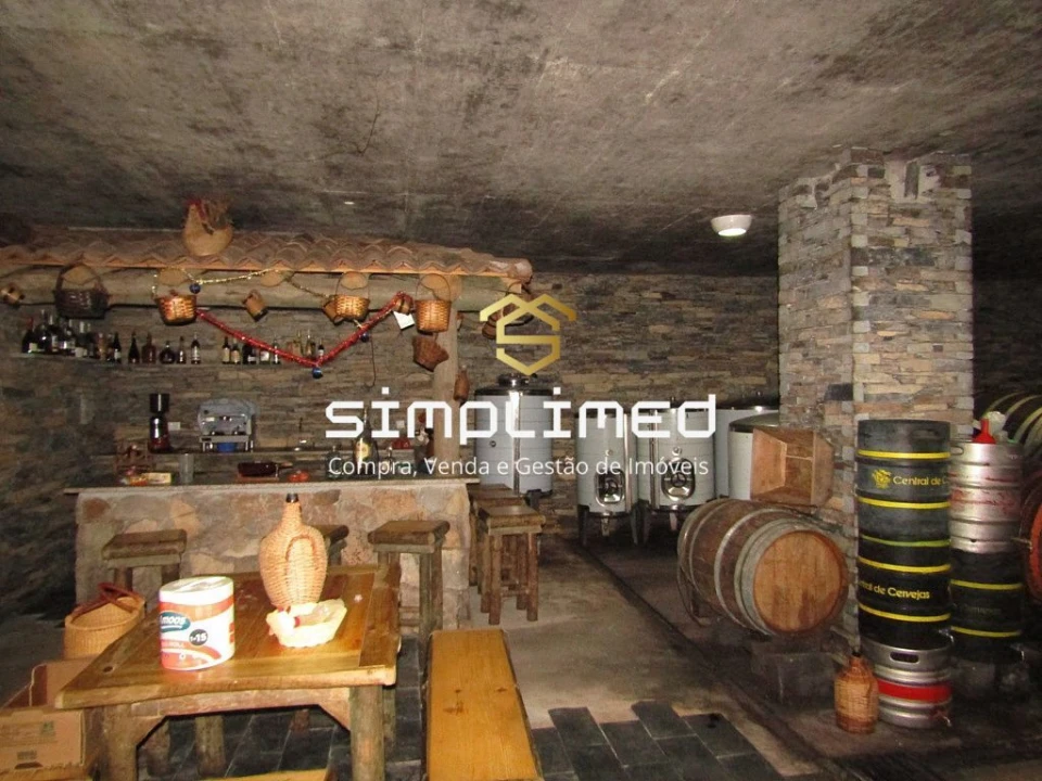 Moradia T4 para Venda em Teixoso e Sarzedo Foto 9