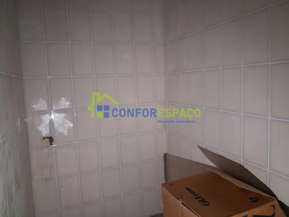 Loja para Arrendamento em Castelo Branco Foto 5