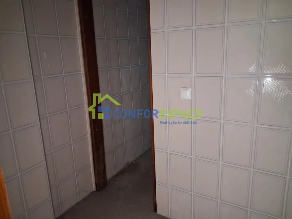 Loja para Arrendamento em Castelo Branco Foto 6