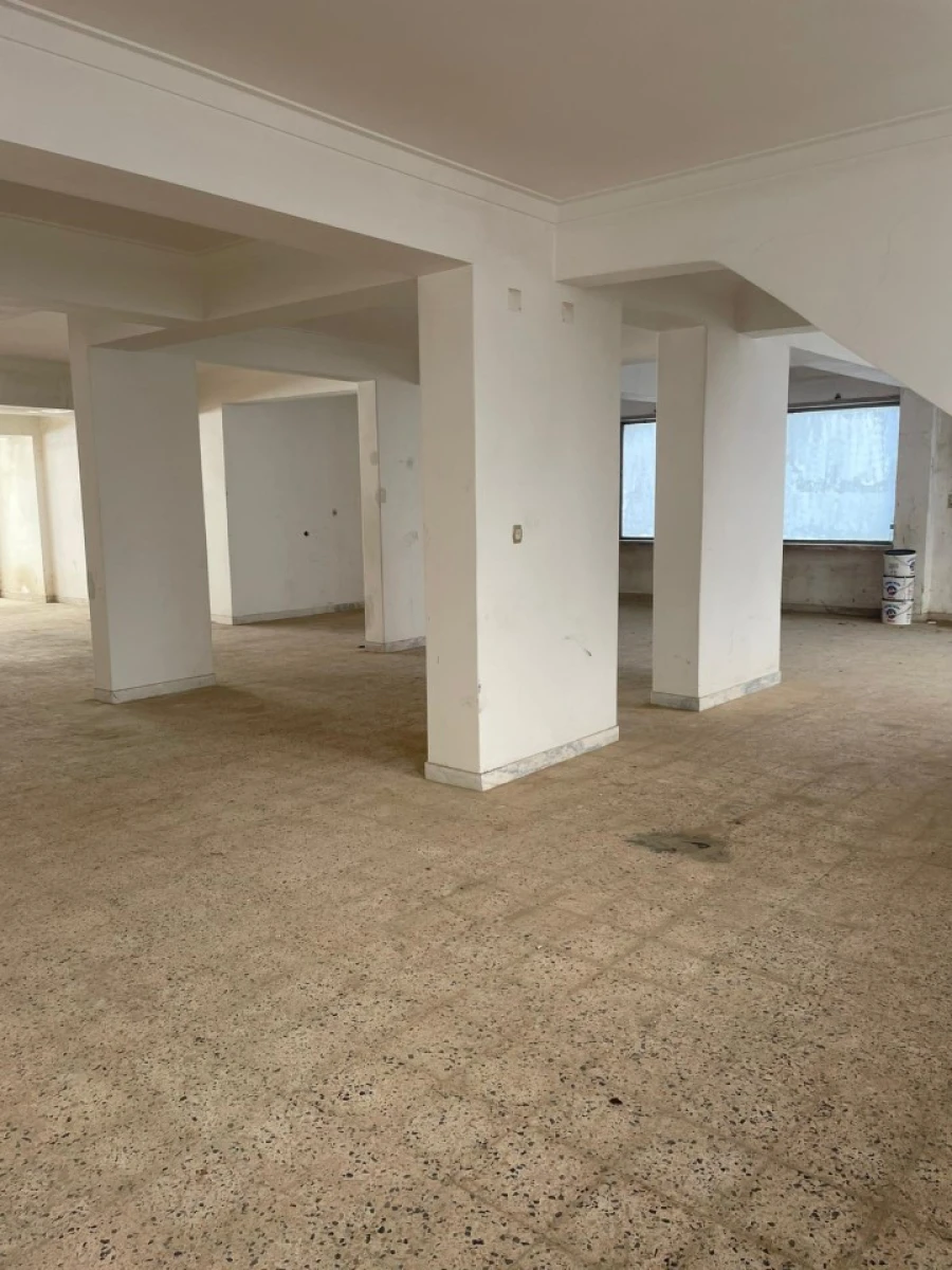 Loja para Arrendamento em Agualva e Mira-Sintra