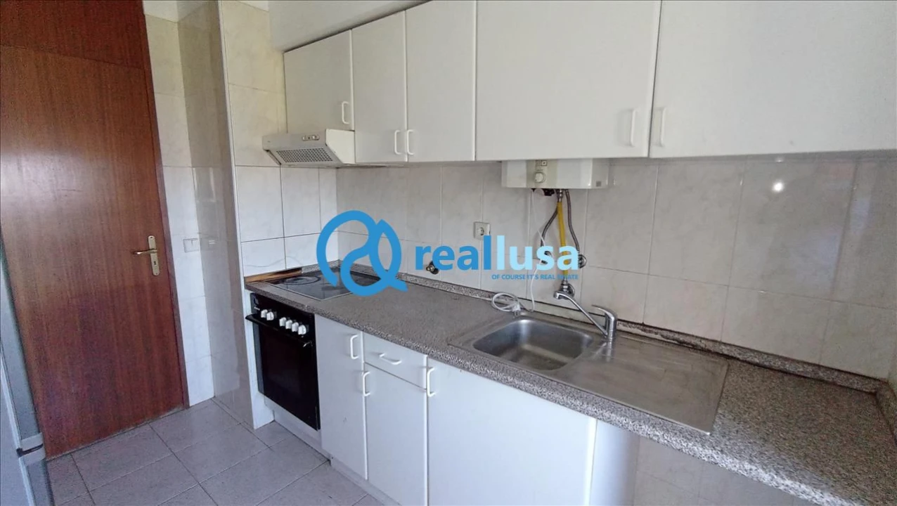 Apartamento T4 para Venda em Perafita, Lavra e Santa Cruz do Bispo Foto 3
