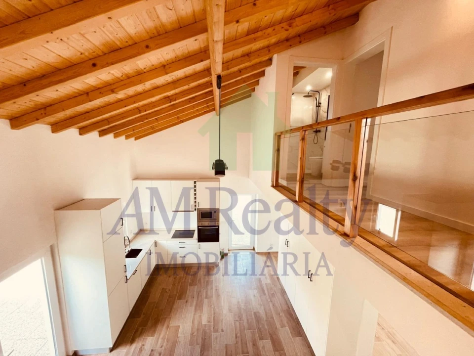 Moradia T2 para Venda em Arneiro das Milhariças Foto 12