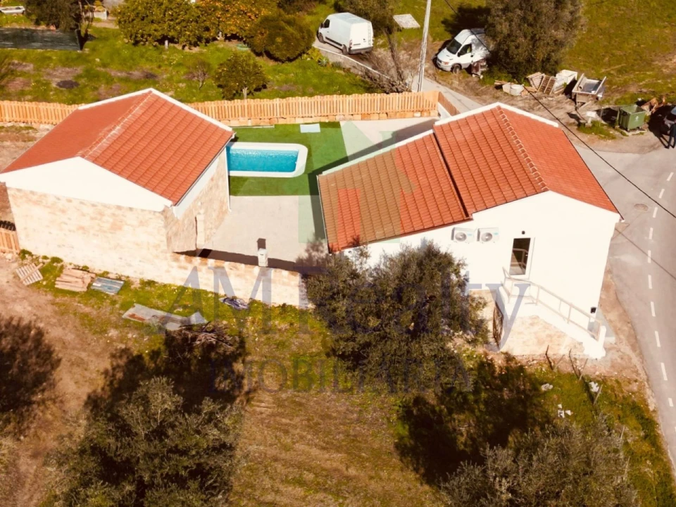 Moradia T2 para Venda em Arneiro das Milhariças Foto 28