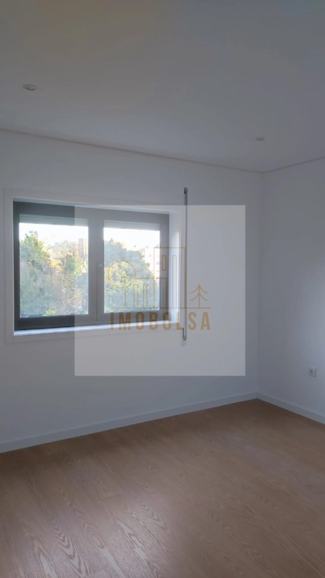 Apartamento T3 para Arrendamento em Vila Nova de Famalicão e Calendário Foto 5
