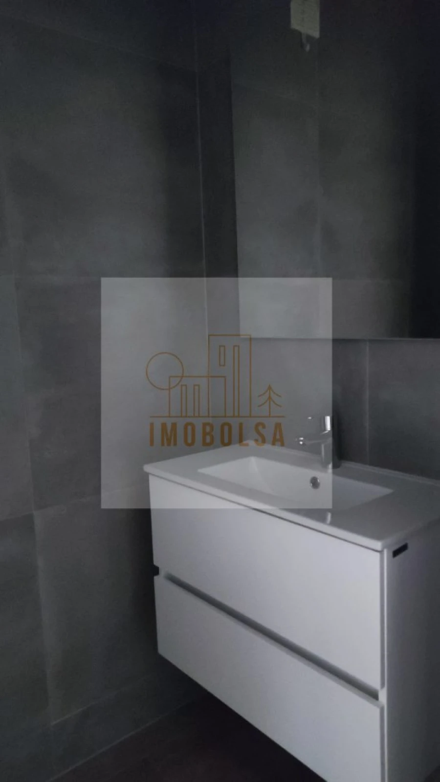 Apartamento T3 para Arrendamento em Vila Nova de Famalicão e Calendário Foto 8