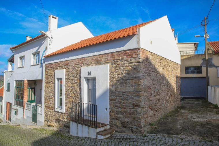 Moradia T1 para Arrendamento em Castanheira do Ribatejo e Cachoeiras