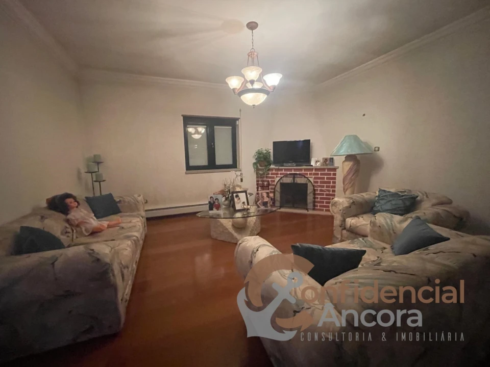 Moradia T0 para Venda em São Paio Foto 8