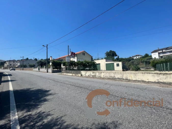 Moradia T0 para Venda em São Paio Foto 2