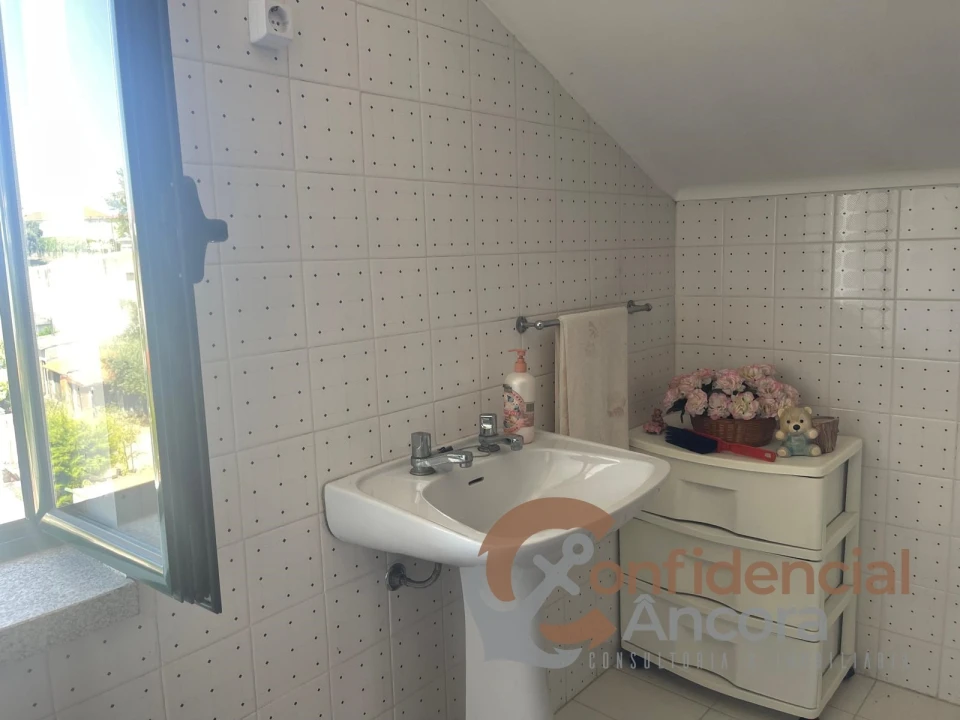 Moradia T0 para Venda em São Paio Foto 22