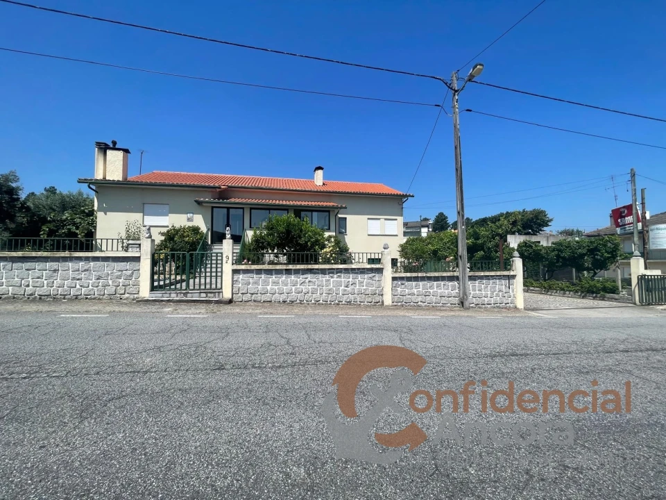 Moradia T0 para Venda em São Paio Foto 32