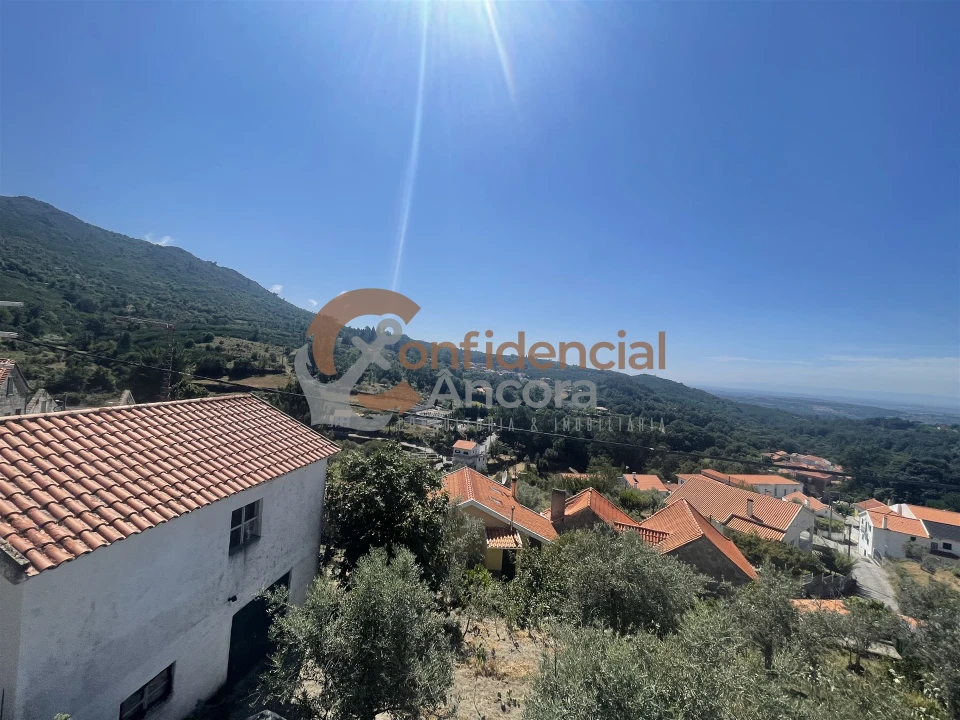 Moradia T0 para Venda em Aldeias e Mangualde da Serra Foto 9