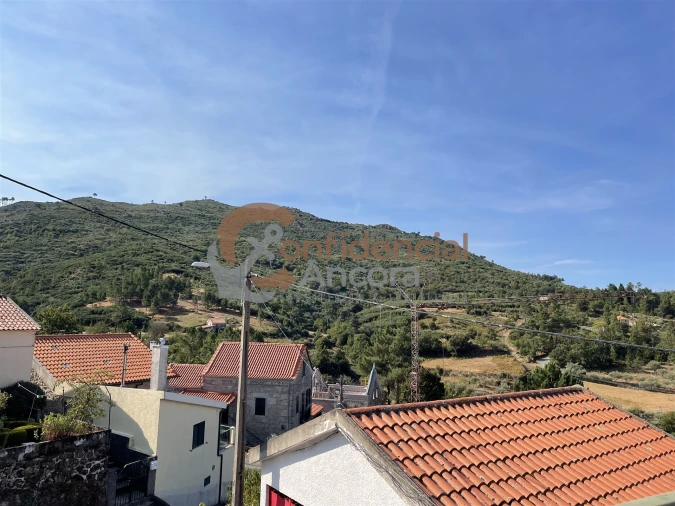 Moradia T0 para Venda em Aldeias e Mangualde da Serra Foto 13