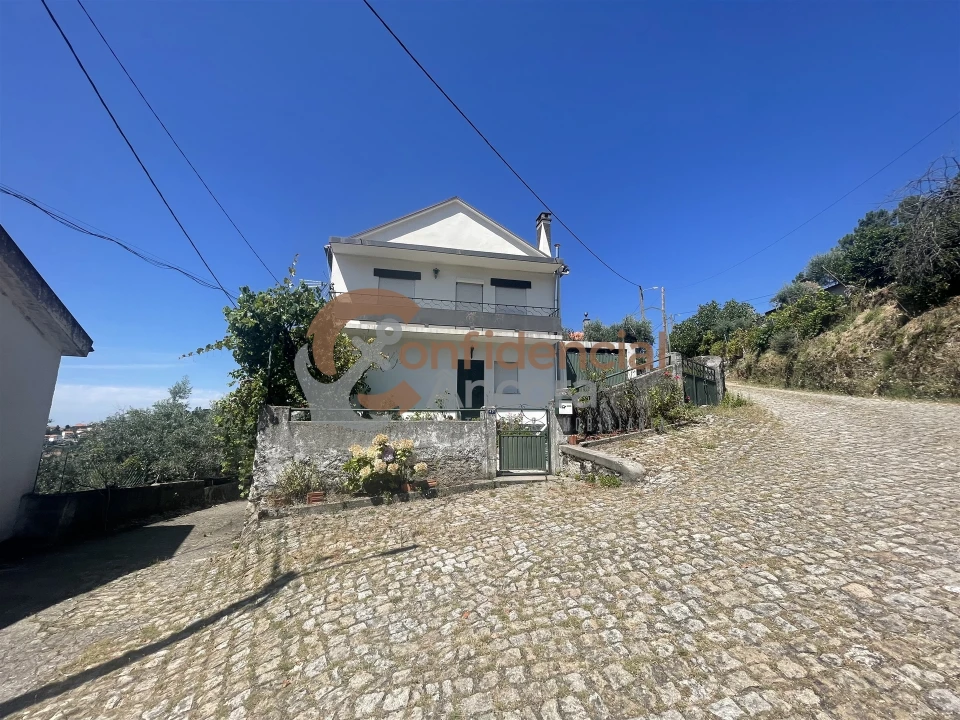 Moradia T0 para Venda em Aldeias e Mangualde da Serra Foto 1