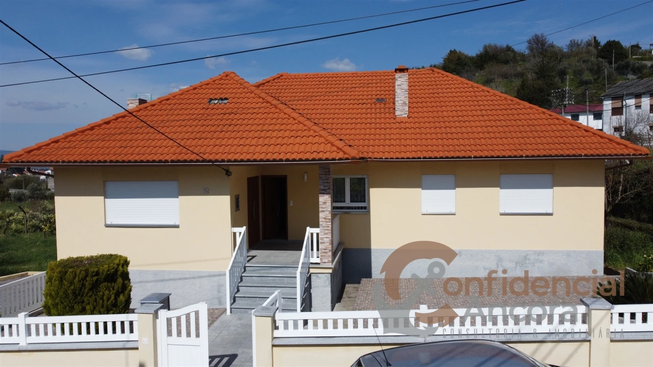 Moradia T4 para Venda em São Paio Foto 22