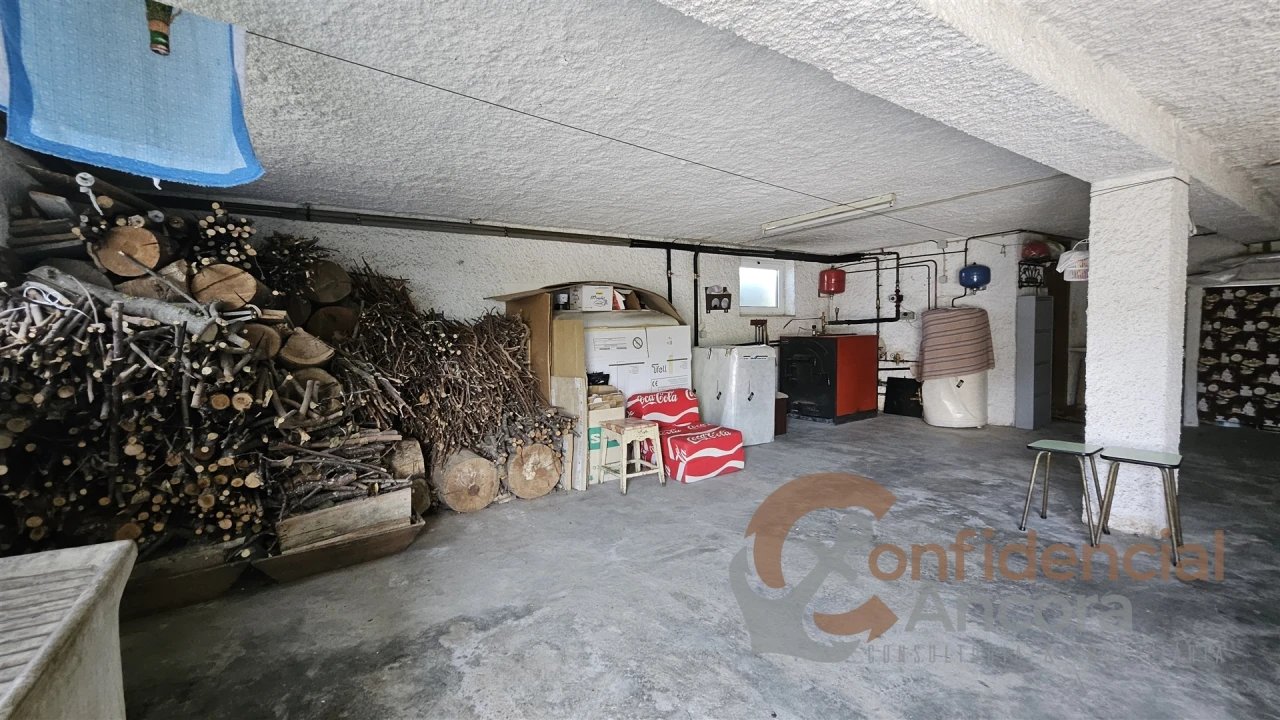 Moradia T4 para Venda em São Paio Foto 16