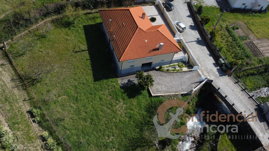 Moradia T4 para Venda em São Paio Foto 19