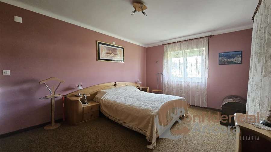 Moradia T4 para Venda em São Paio Foto 5