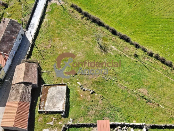 Quinta T0 para Venda em Arcozelo Foto 2