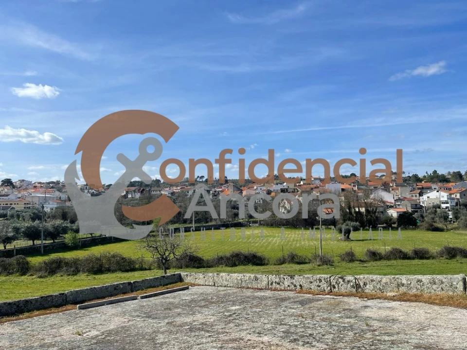 Quinta T0 para Venda em Arcozelo Foto 9