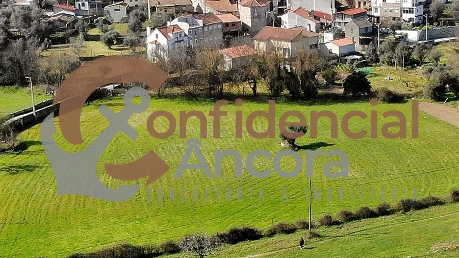 Quinta T0 para Venda em Arcozelo