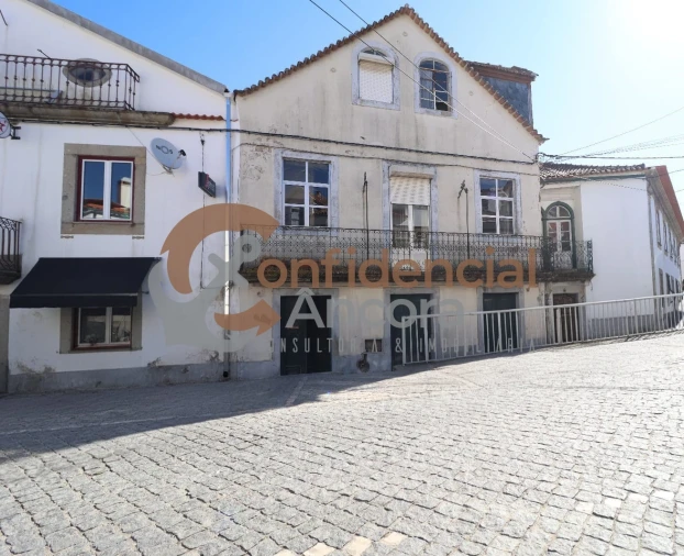 Moradia T2 para Venda em Moimenta da Serra e Vinhó Foto 1