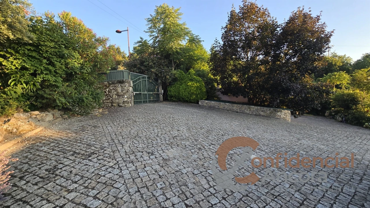 Moradia T4 para Venda em Gouveia (São Pedro e São Julião) Foto 60