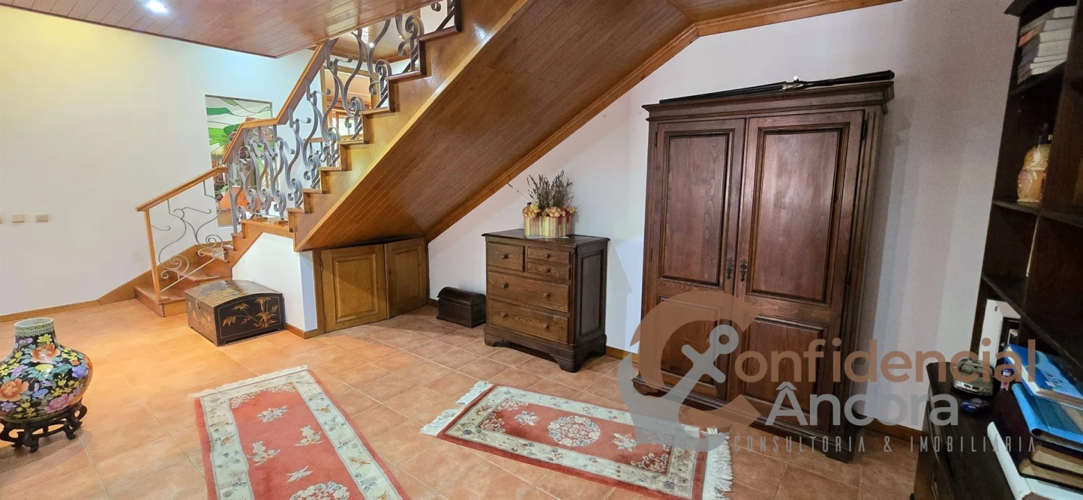 Moradia T4 para Venda em Gouveia (São Pedro e São Julião) Foto 32