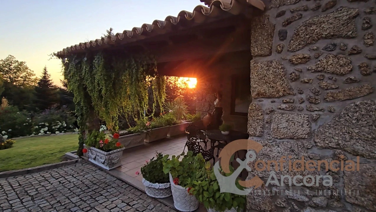 Moradia T4 para Venda em Gouveia (São Pedro e São Julião) Foto 109