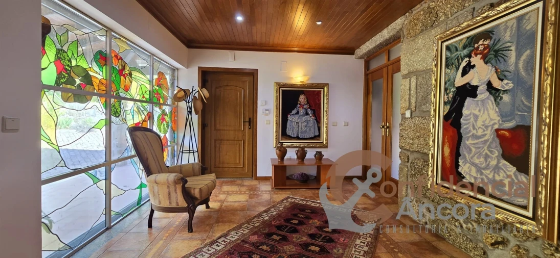 Moradia T4 para Venda em Gouveia (São Pedro e São Julião) Foto 11