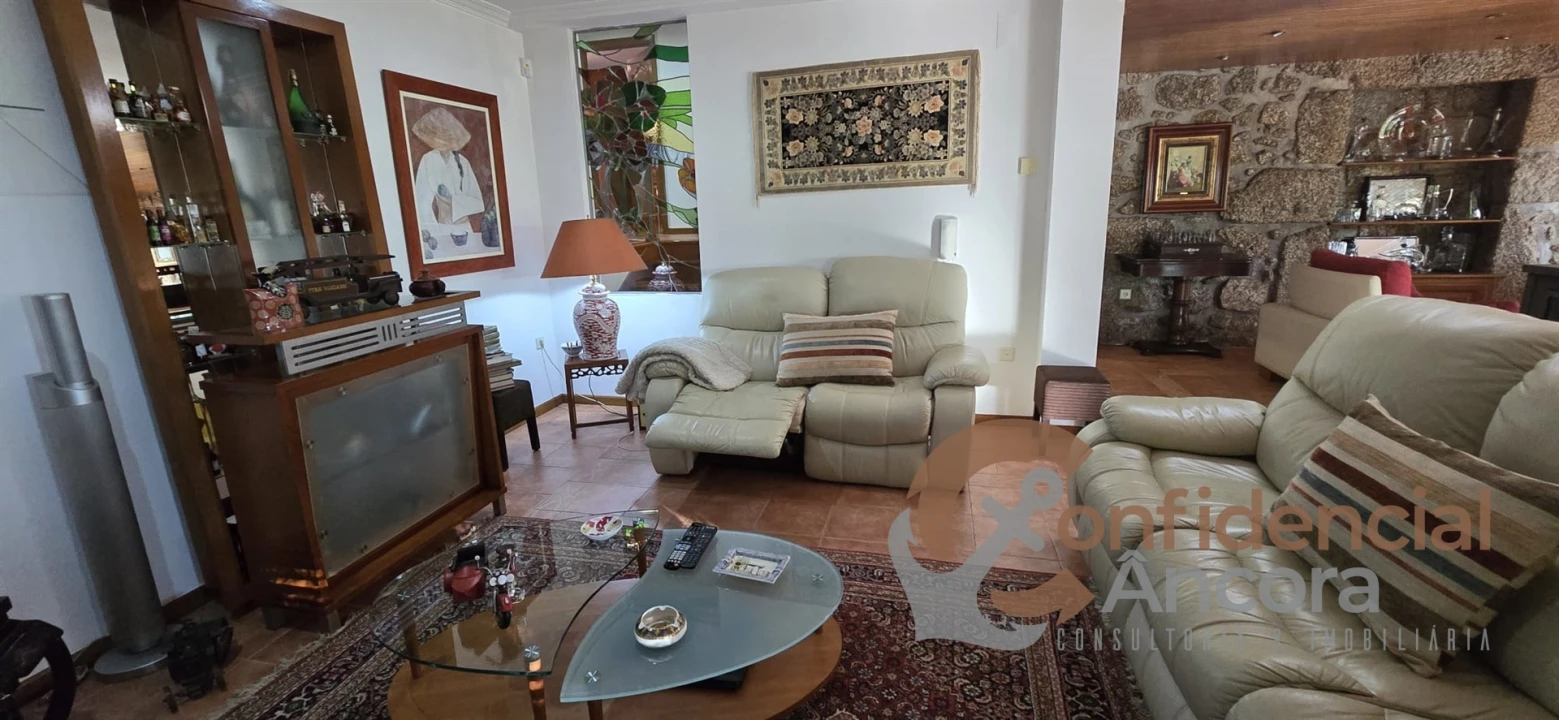 Moradia T4 para Venda em Gouveia (São Pedro e São Julião) Foto 51