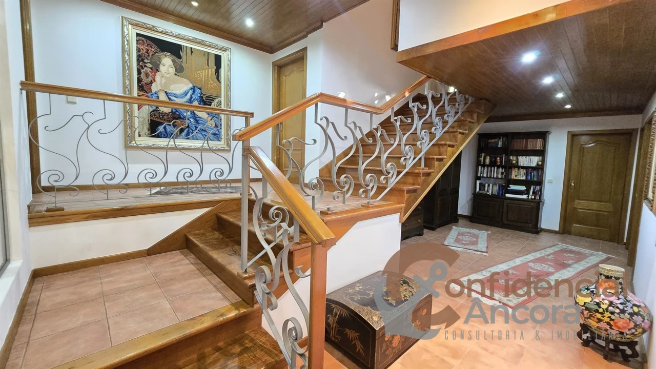 Moradia T4 para Venda em Gouveia (São Pedro e São Julião) Foto 70