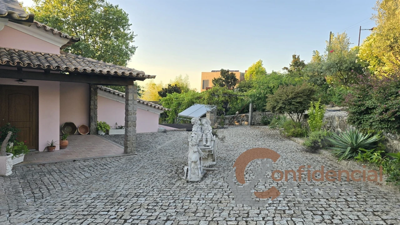 Moradia T4 para Venda em Gouveia (São Pedro e São Julião) Foto 63