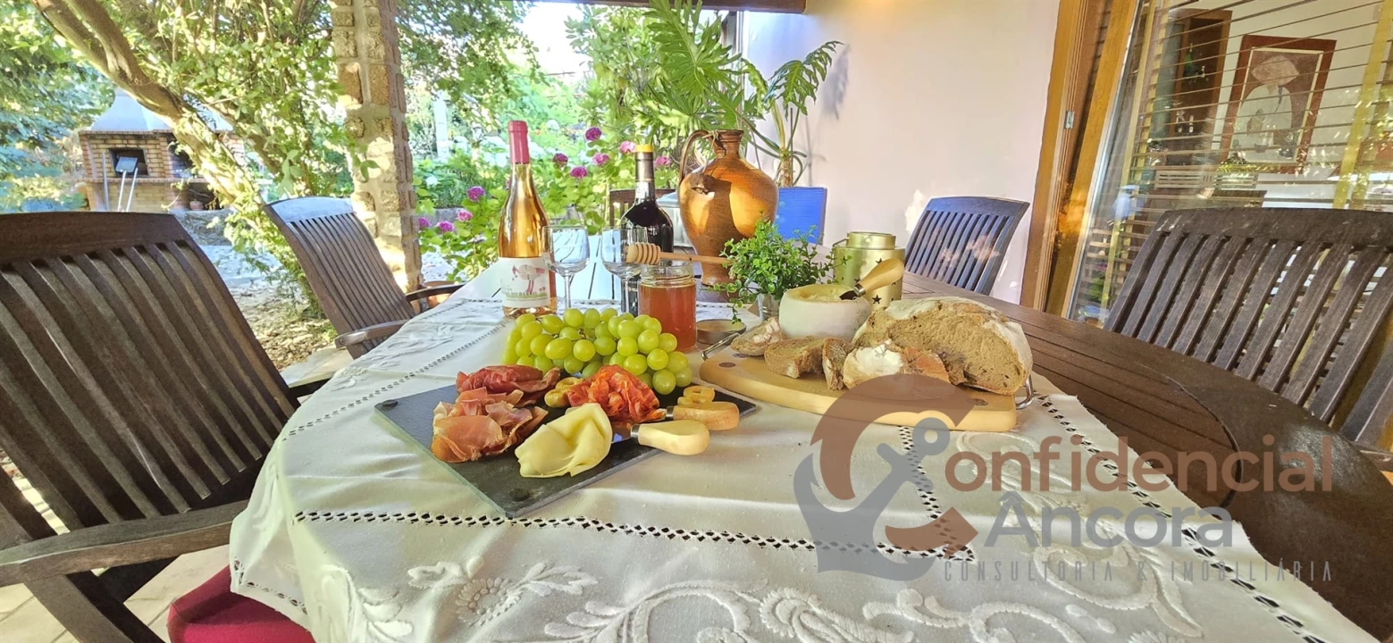 Moradia T4 para Venda em Gouveia (São Pedro e São Julião) Foto 42