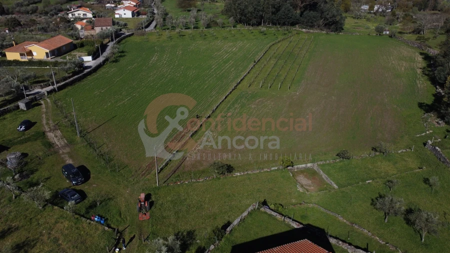 Quinta T0 para Venda em Moimenta da Serra e Vinhó Foto 19
