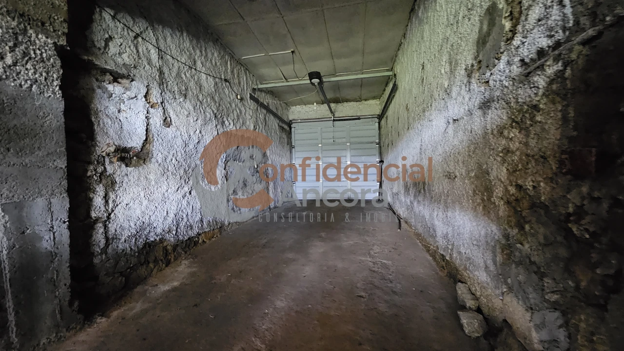 Moradia T5 para Venda em Nespereira Foto 18