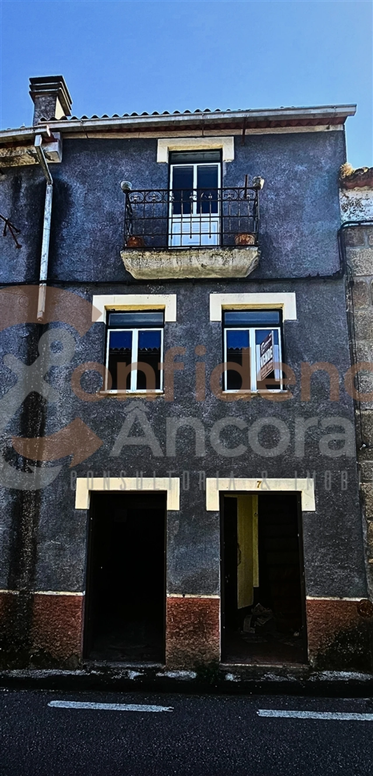 Moradia T3 para Venda em Nespereira Foto 1