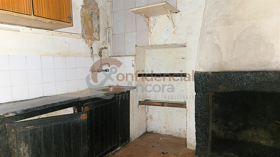 Moradia T3 para Venda em Nespereira Foto 6