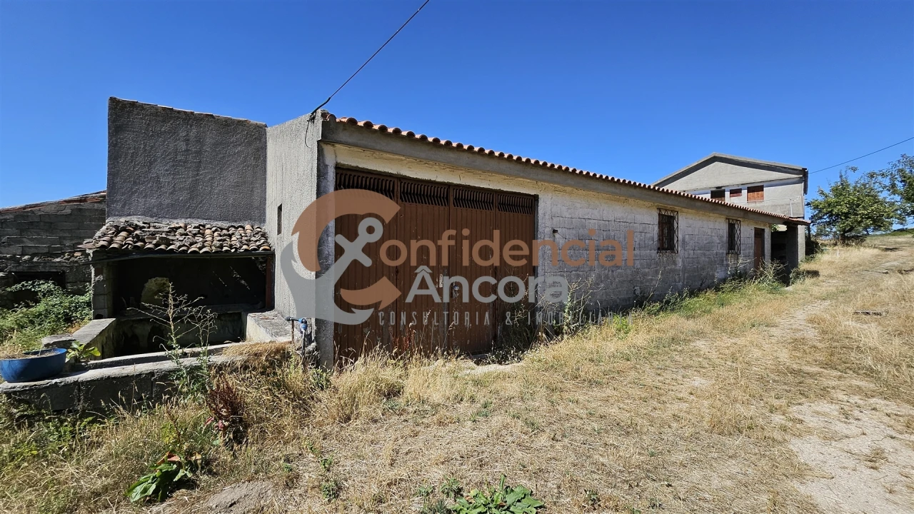 Quinta T0 para Venda em Melo e Nabais Foto 30