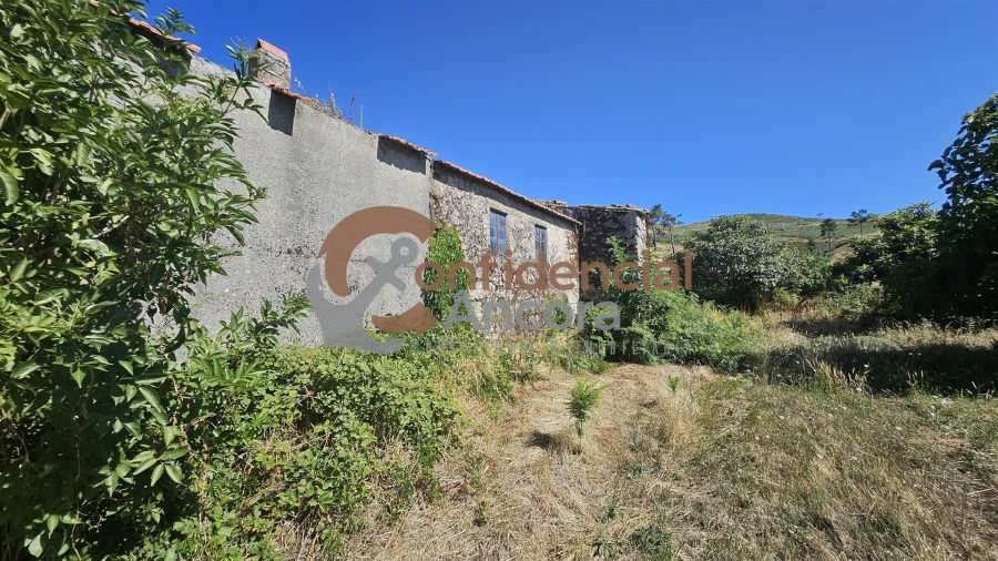 Quinta T0 para Venda em Melo e Nabais Foto 72