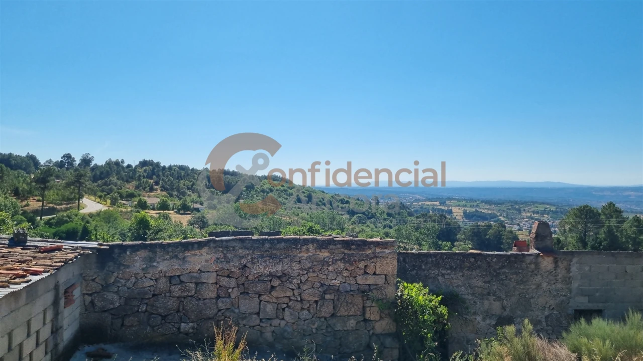 Quinta T0 para Venda em Melo e Nabais Foto 18