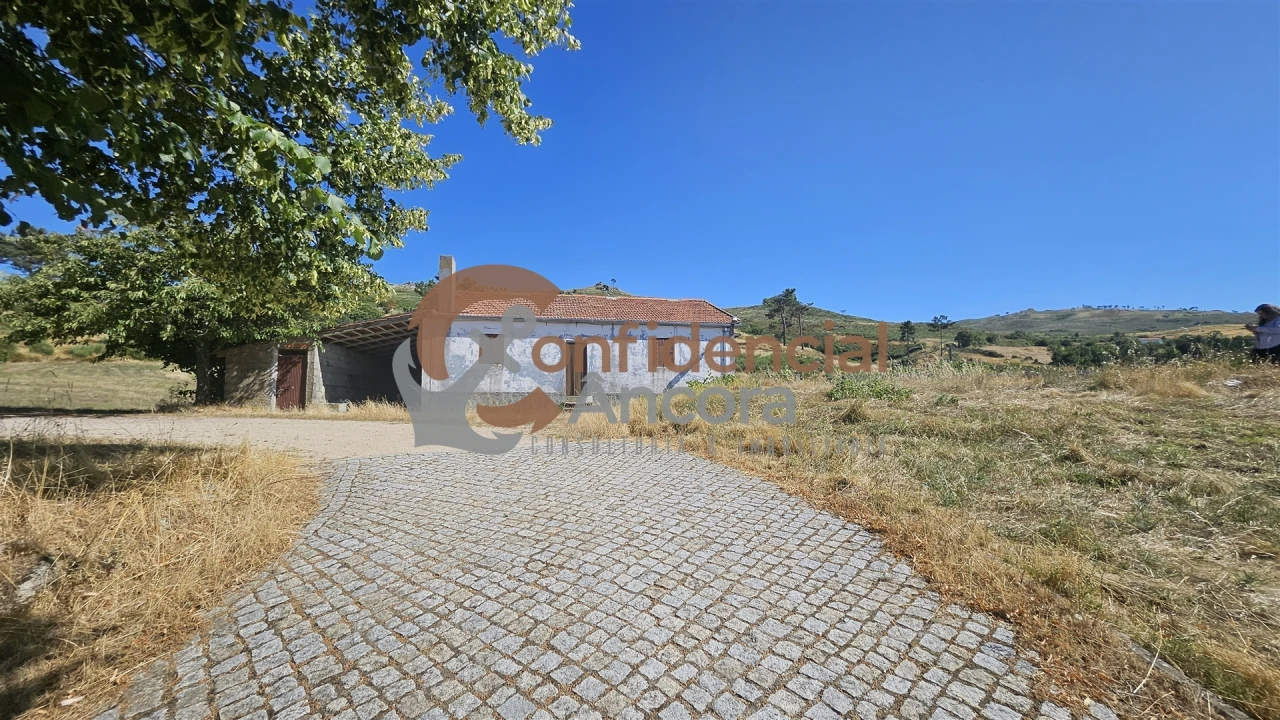 Quinta T0 para Venda em Melo e Nabais Foto 81