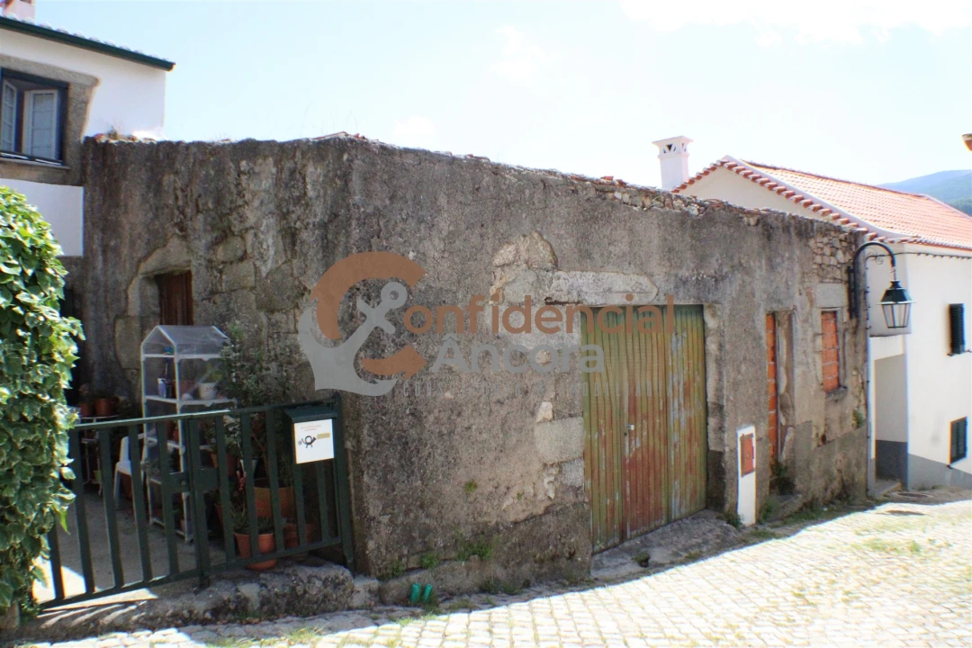 Moradia T0 para Venda em Gouveia (São Pedro e São Julião) Foto 6