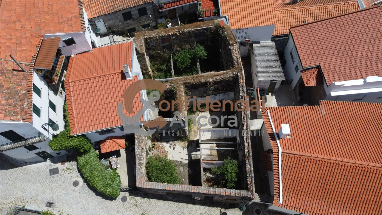 Moradia T0 para Venda em Gouveia (São Pedro e São Julião) Foto 3