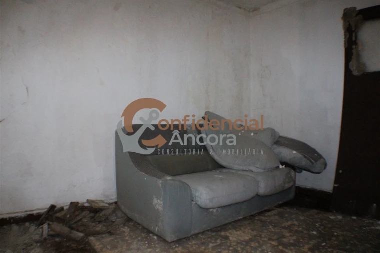 Prédio para Venda em Gouveia (São Pedro e São Julião) Foto 11